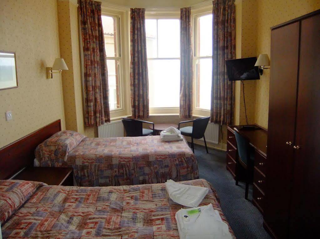 Hotel De Paris Cromer Exterior photo