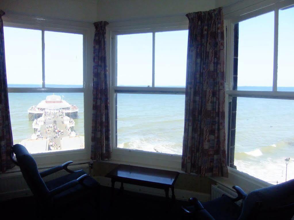 Hotel De Paris Cromer Exterior photo
