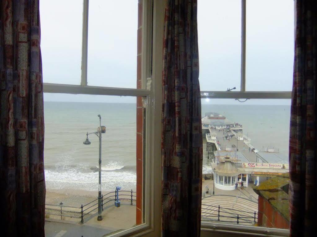 Hotel De Paris Cromer Exterior photo